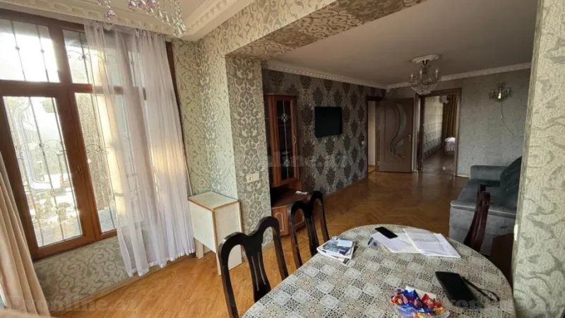 Satılır 3 otaqlı Mənzil Köhnə tikili 80 m² Nizami m. - şəkil 3