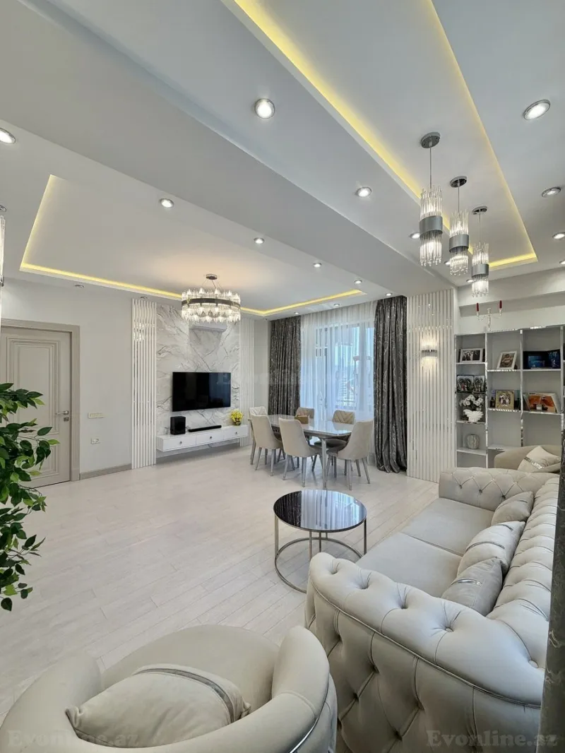 Satılır 3 otaqlı Mənzil Yeni tikili 120 m² 28 May m. - şəkil 2