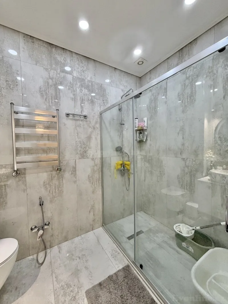 Satılır 3 otaqlı Mənzil Yeni tikili 120 m² 28 May m. - şəkil 11