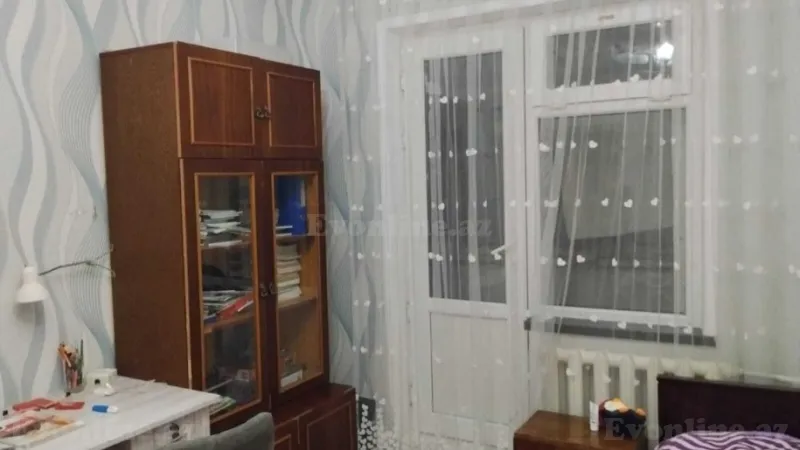 Satılır 3 otaqlı Mənzil Köhnə tikili 90 m² Xalqlar Dostluğu m. - şəkil 4