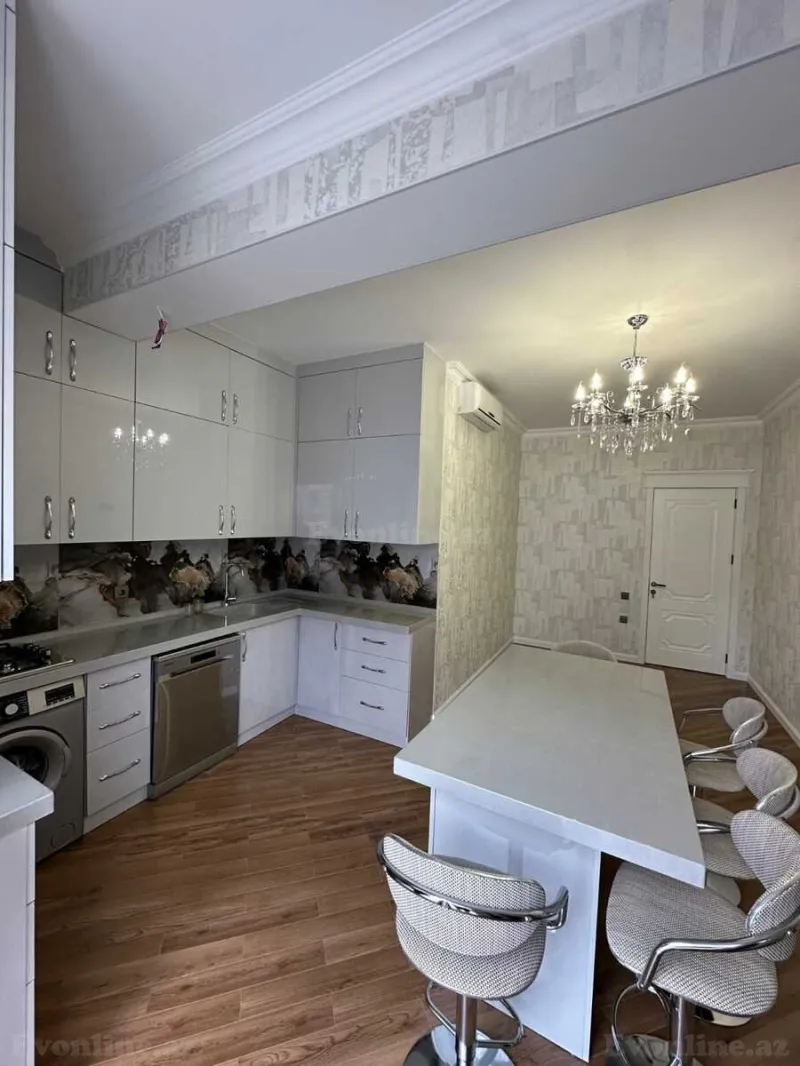 Kirayə verilir 3 otaqlı Mənzil Yeni tikili 130 m² Yasamal - şəkil 11
