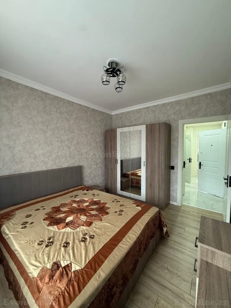 Kirayə verilir 2 otaqlı Mənzil Köhnə tikili 50 m² Xalqlar Dostluğu m. - şəkil 2
