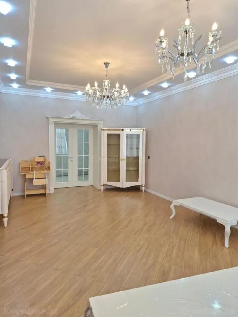 Satılır 3 otaqlı Mənzil Yeni tikili 138 m² Neftçilər m. - şəkil 3