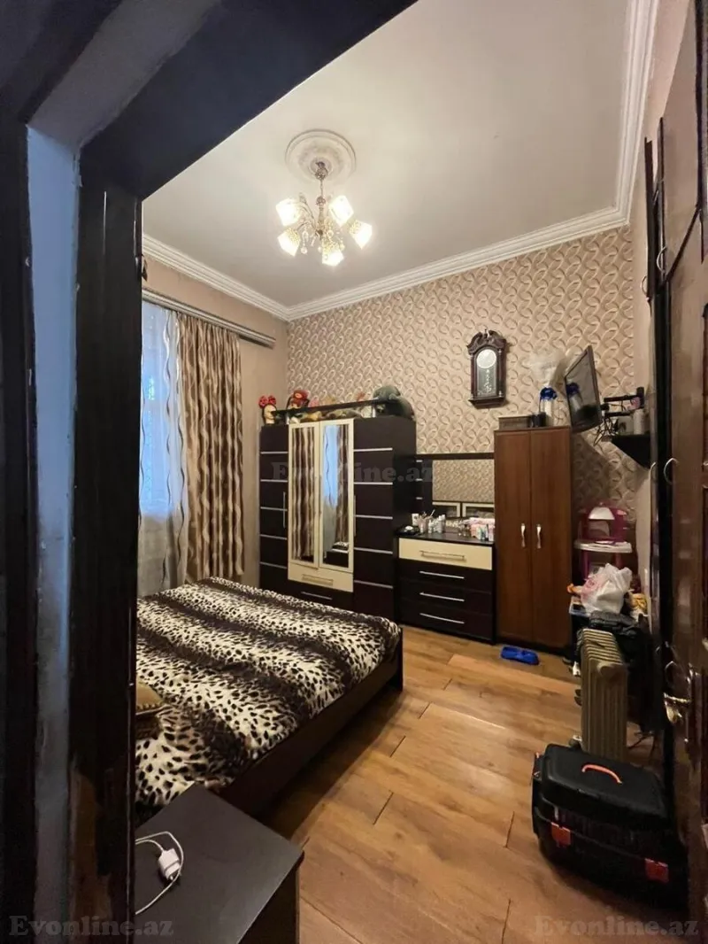 Satılır 2 otaqlı Mənzil Köhnə tikili 60 m² Nizami m. - şəkil 3