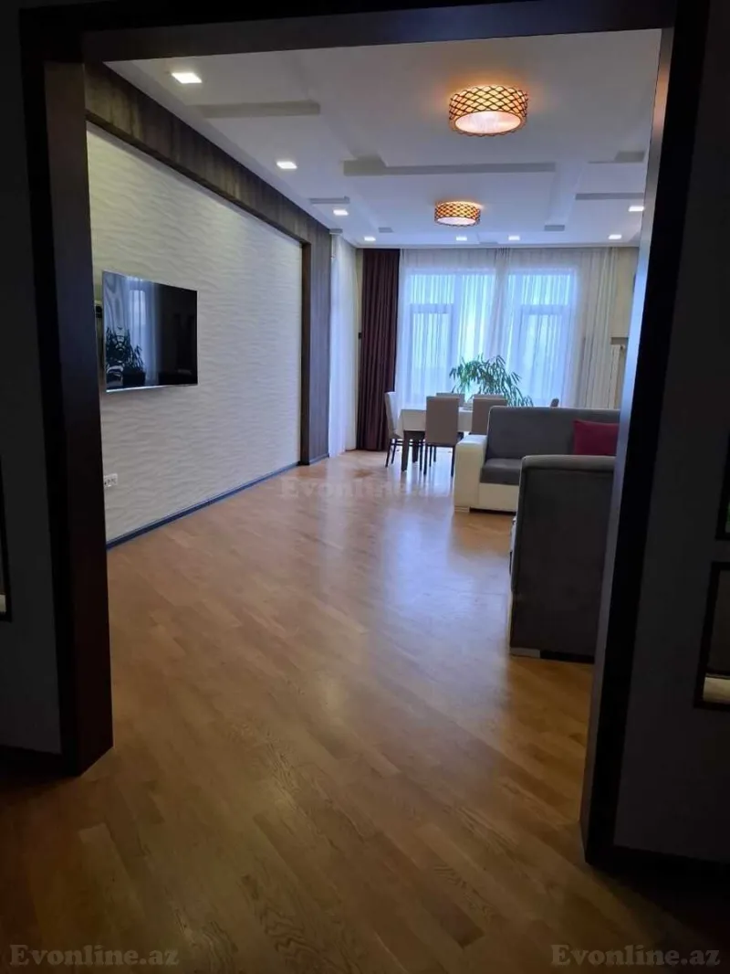 Satılır 3 otaqlı Mənzil Yeni tikili 156 m² Gənclik m. - şəkil 2