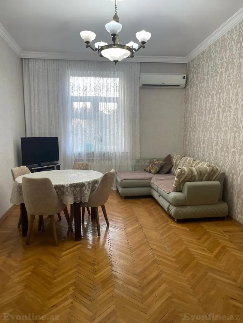 Satılır 2 otaqlı Mənzil Köhnə tikili 60 m² Nizami m.