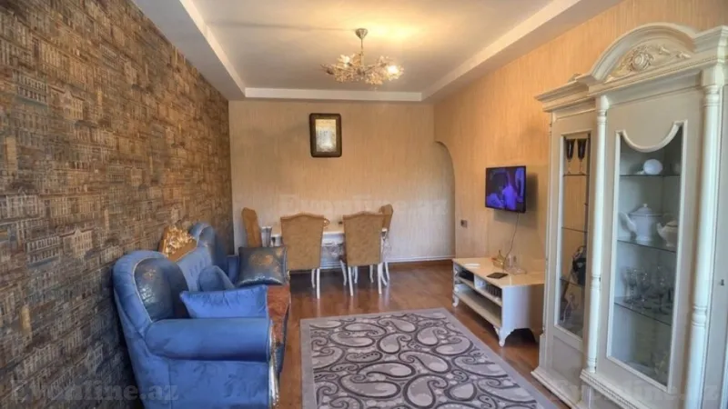Satılır 3 otaqlı Mənzil Köhnə tikili 65 m² Nəriman Nərimanov m.