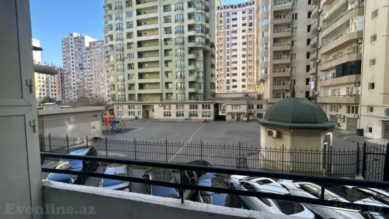 Kirayə verilir 3 otaqlı Mənzil Köhnə tikili 160 m² Nərimanov r. - şəkil 17