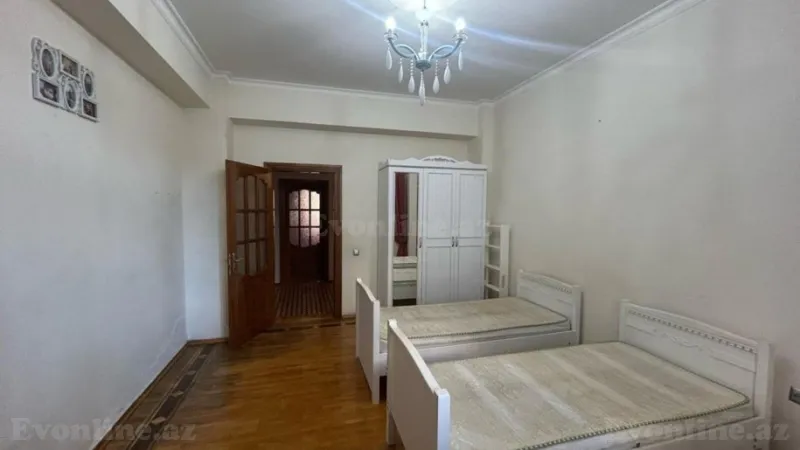 Kirayə verilir 3 otaqlı Mənzil Köhnə tikili 160 m² Nərimanov r. - şəkil 21