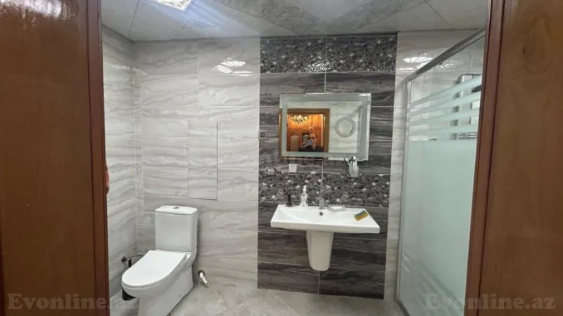Kirayə verilir 3 otaqlı Mənzil Köhnə tikili 160 m² Nərimanov r. - şəkil 22