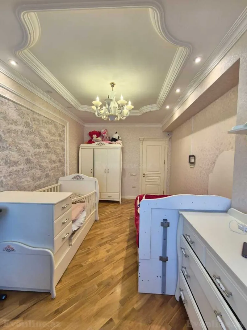 Satılır 3 otaqlı Mənzil Yeni tikili 144 m² İnşaatçılar m. - şəkil 14