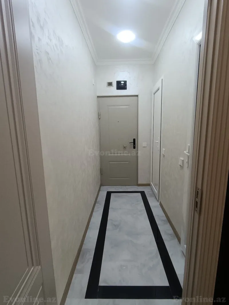Satılır 2 otaqlı Mənzil Köhnə tikili 52 m² 4-cü mikrorayon - şəkil 3
