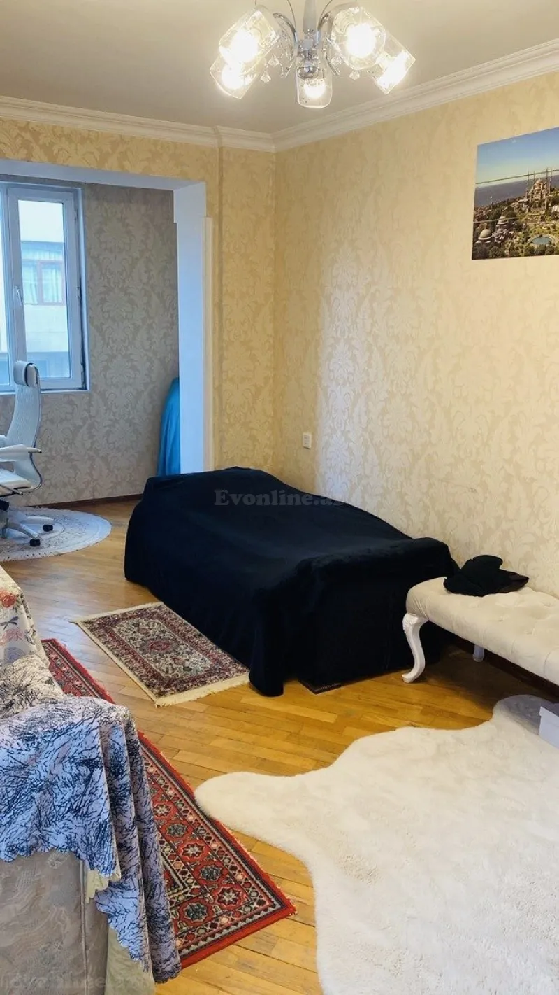 Satılır 2 otaqlı Mənzil Köhnə tikili 75 m² Nərimanov r. - şəkil 3