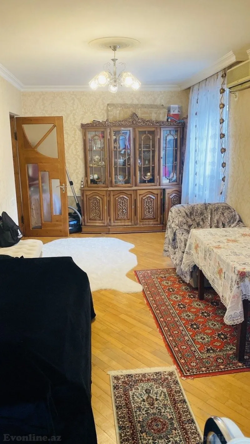 Satılır 2 otaqlı Mənzil Köhnə tikili 75 m² Nərimanov r. - şəkil 4