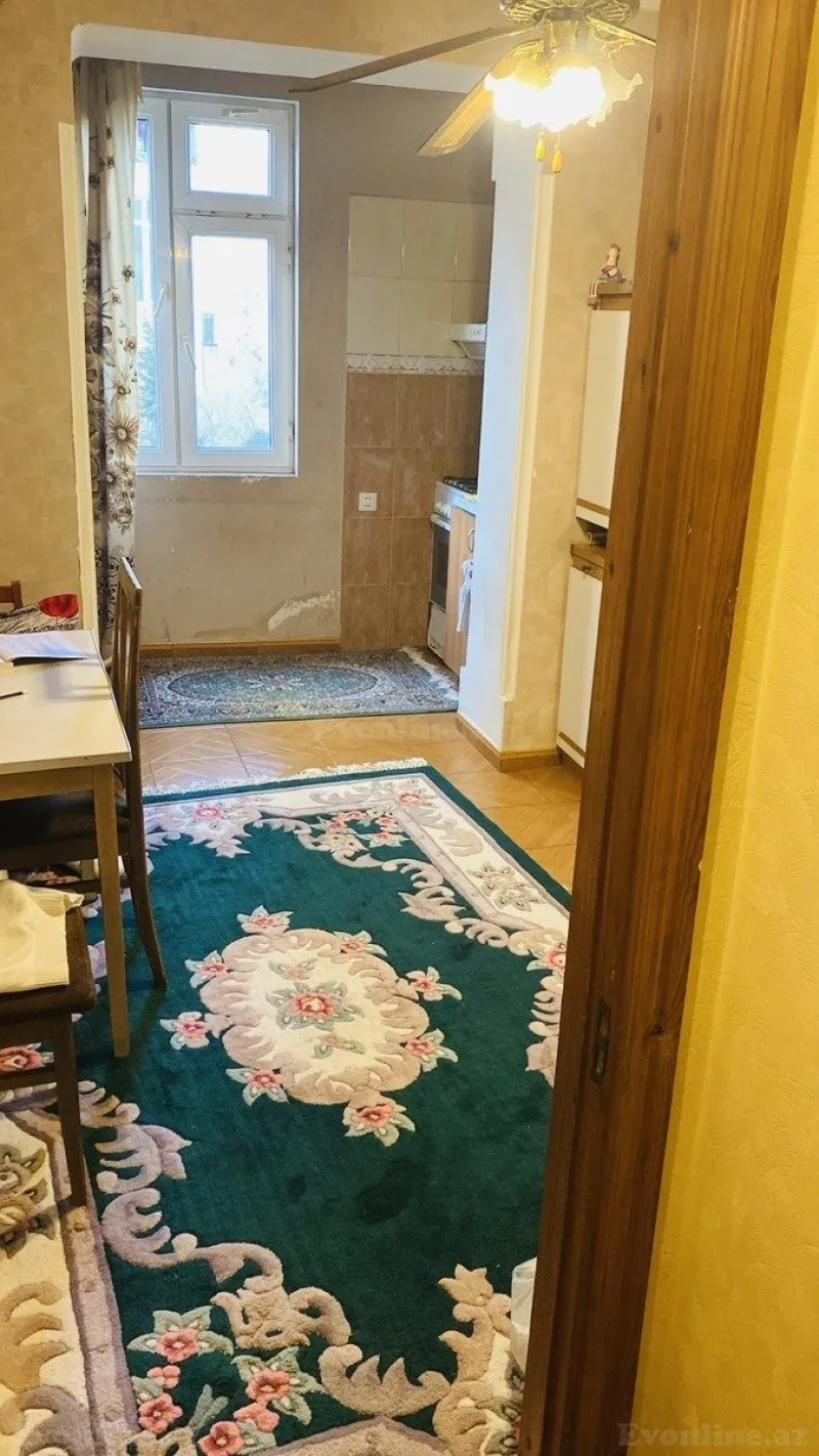 Satılır 2 otaqlı Mənzil Köhnə tikili 75 m² Nərimanov r. - şəkil 10
