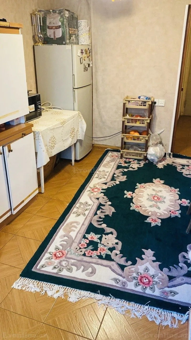 Satılır 2 otaqlı Mənzil Köhnə tikili 75 m² Nərimanov r. - şəkil 13