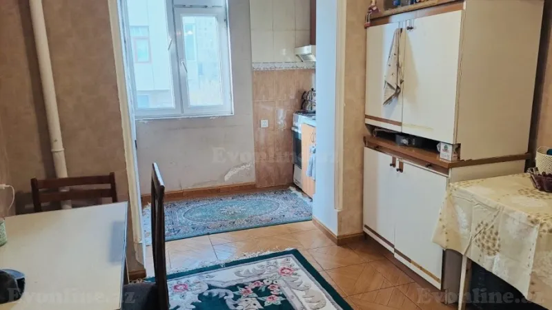 Satılır 2 otaqlı Mənzil Köhnə tikili 75 m² Nərimanov r. - şəkil 14