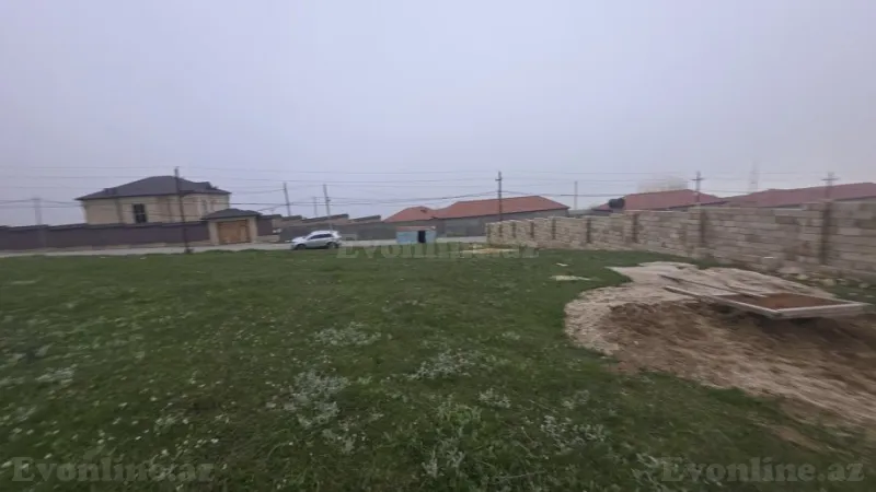 Torpaq Şamaxı Satılır