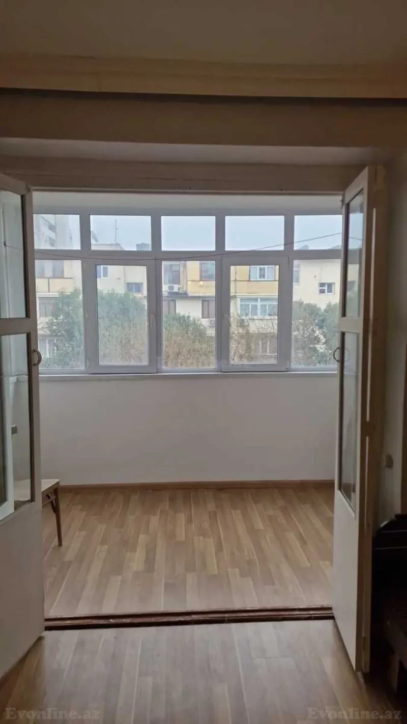 Kirayə verilir 1 otaqlı Mənzil Köhnə tikili 33 m² Gənclik m. - şəkil 2