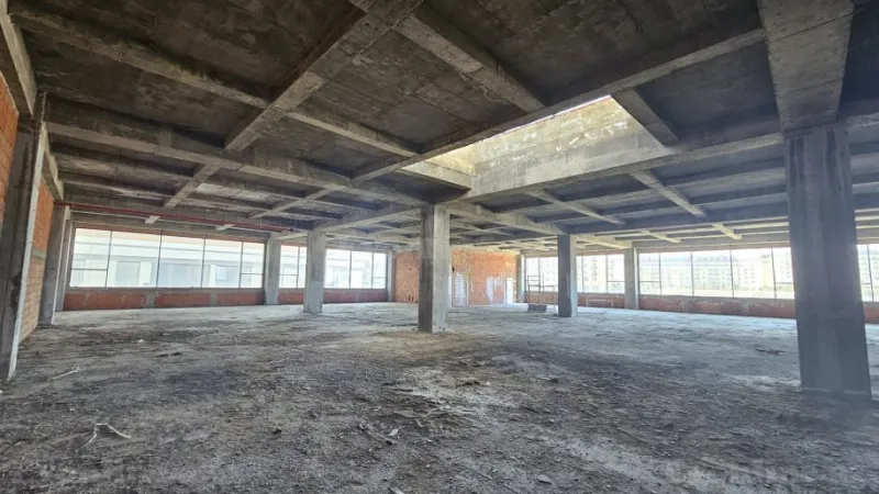 Satılır Obyekt 1080 m² Xətai r. - şəkil 3