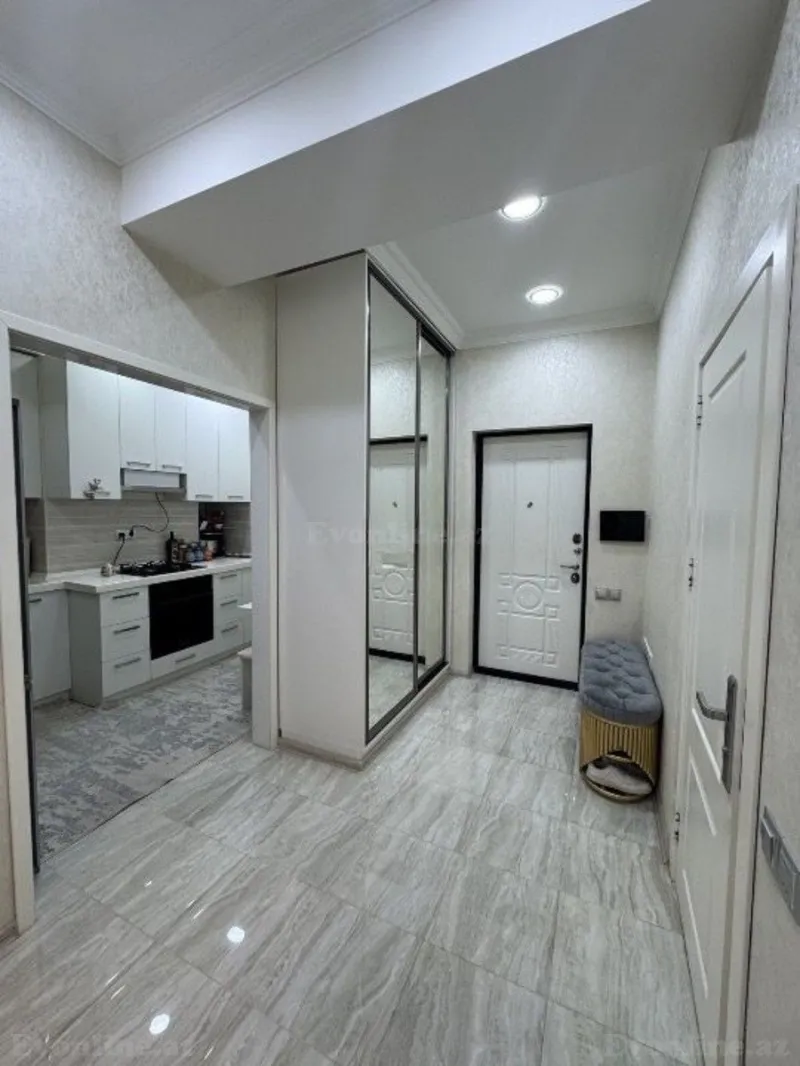 Satılır 2 otaqlı Mənzil Yeni tikili 68 m² 7-ci mikrorayon