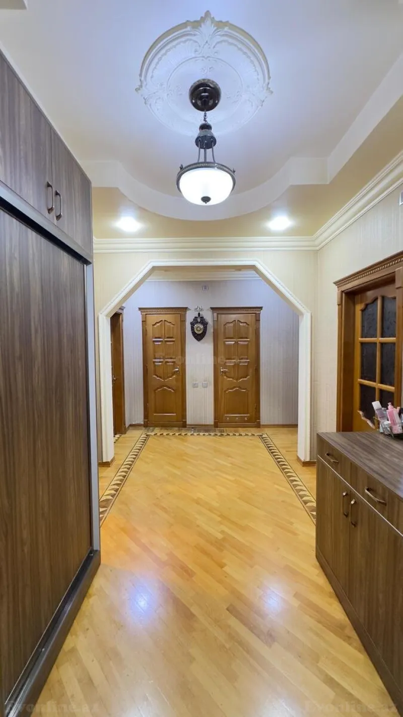 Satılır 3 otaqlı Mənzil Yeni tikili 120 m² Xalqlar Dostluğu m. - şəkil 9