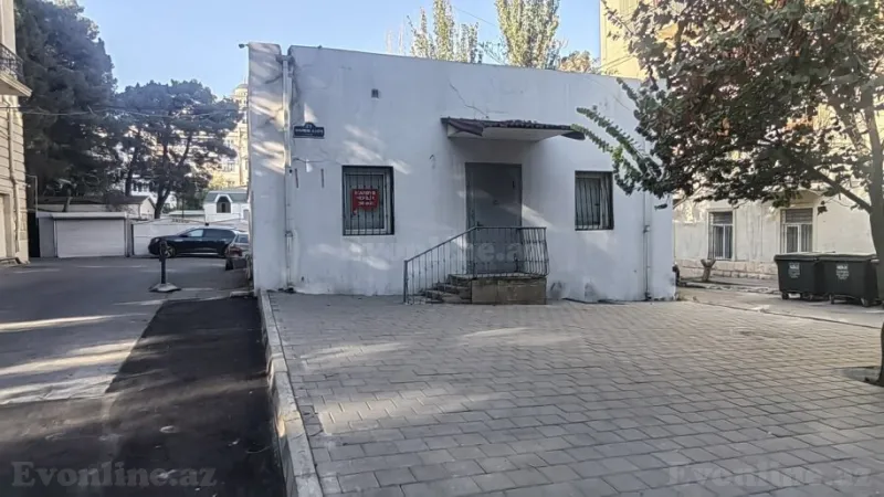 Satılır Obyekt 50 m² Yasamal