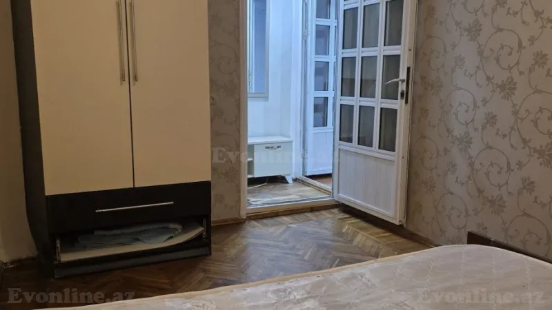 Kirayə verilir 2 otaqlı Mənzil Köhnə tikili 50 m² Elmlər Akademiyası m. - şəkil 7