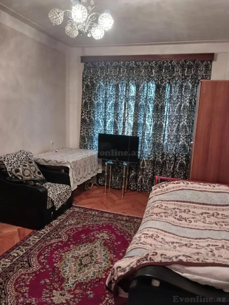 Kirayə verilir 1 otaqlı Mənzil Köhnə tikili 32 m² Yasamal