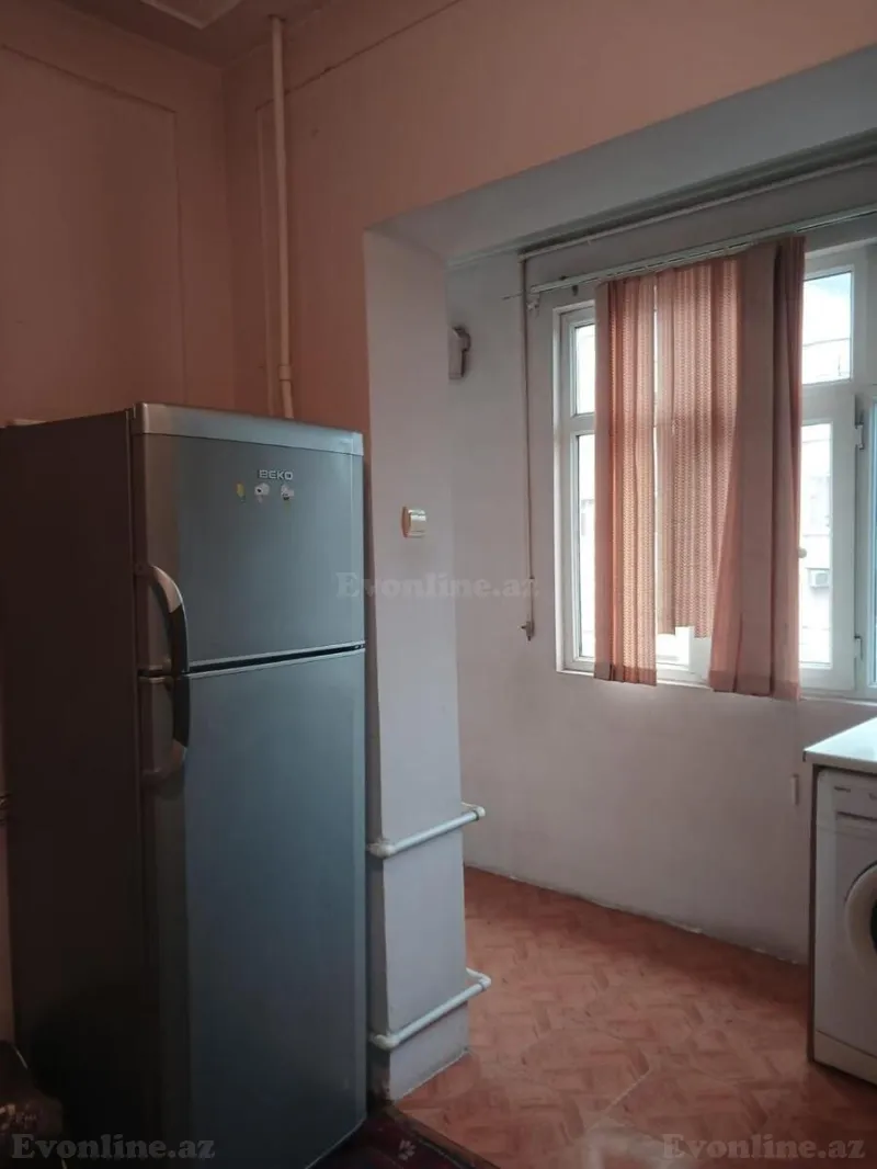 Kirayə verilir 1 otaqlı Mənzil Köhnə tikili 32 m² Yasamal - şəkil 3