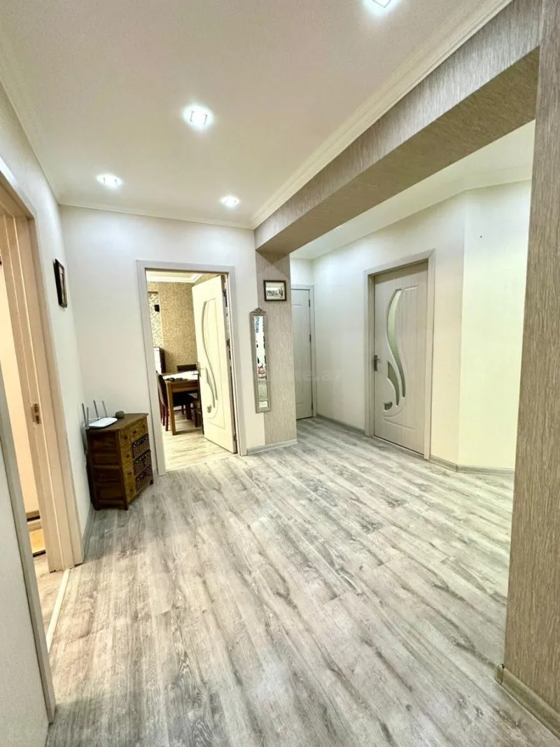 Satılır 3 otaqlı Mənzil Yeni tikili 136 m² Nəriman Nərimanov m. - şəkil 16
