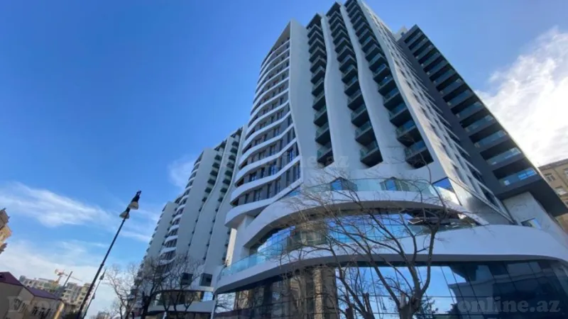 Kirayə verilir 8 otaqlı Mənzil Yeni tikili 442 m² Bayıl