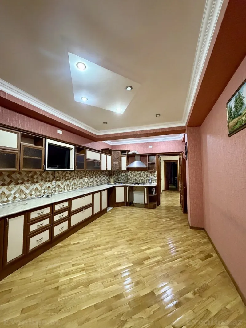 Satılır 3 otaqlı Mənzil Yeni tikili 148 m² 5-ci mikrorayon - şəkil 6