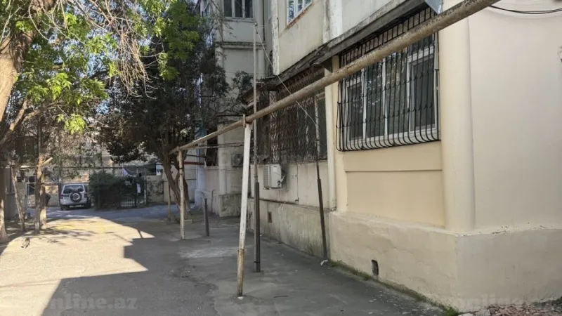 Satılır 1 otaqlı Mənzil Köhnə tikili 40 m² Badamdar