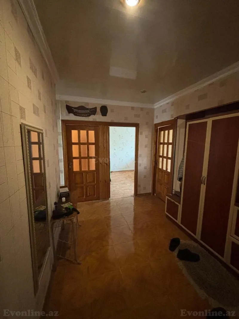 Satılır 3 otaqlı Mənzil Köhnə tikili 100 m² Xırdalan - şəkil 2