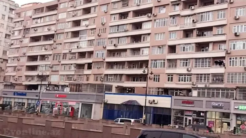 Satılır 1 otaqlı Mənzil Köhnə tikili 45 m² Gənclik m. - şəkil 2