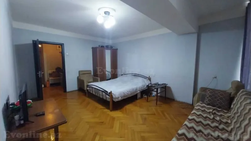 Satılır 1 otaqlı Mənzil Köhnə tikili 45 m² Gənclik m. - şəkil 4