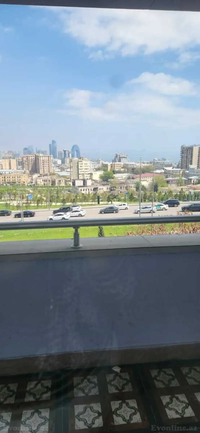 Kirayə verilir 3 otaqlı Mənzil Köhnə tikili 65 m² Nizami m.