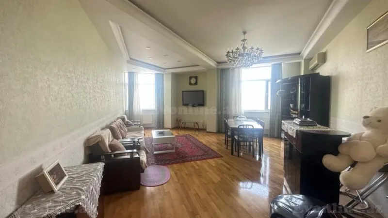 Kirayə verilir 4 otaqlı Mənzil Yeni tikili 200 m² Nərimanov r. - şəkil 4