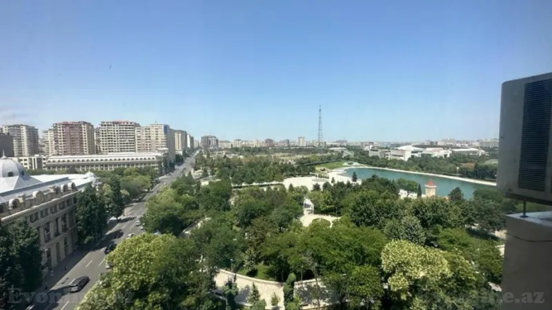 Kirayə verilir 4 otaqlı Mənzil Yeni tikili 200 m² Nərimanov r. - şəkil 6