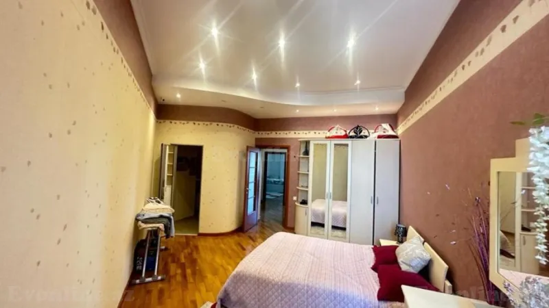 Kirayə verilir 4 otaqlı Mənzil Yeni tikili 200 m² Nərimanov r. - şəkil 20