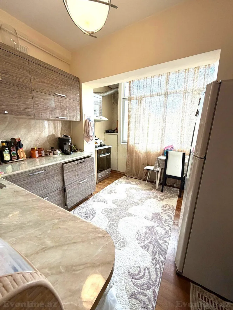 Satılır 3 otaqlı Mənzil Köhnə tikili 80 m² Xalqlar Dostluğu m. - şəkil 18