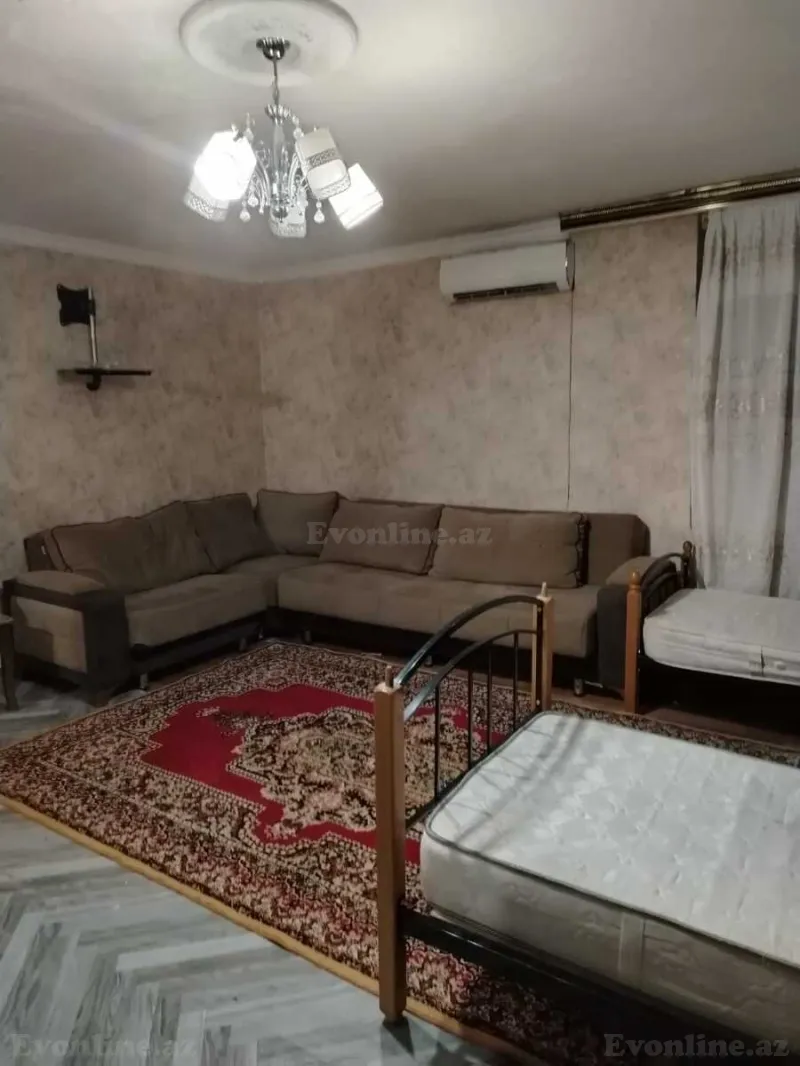 Kirayə verilir 1 otaqlı Mənzil Köhnə tikili 35 m² Elmlər Akademiyası m.