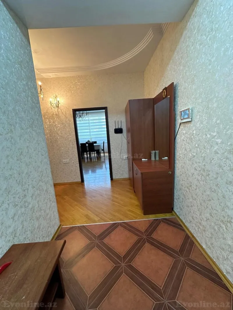 Kirayə verilir 3 otaqlı Mənzil Yeni tikili 100 m² Xətai m. - şəkil 16