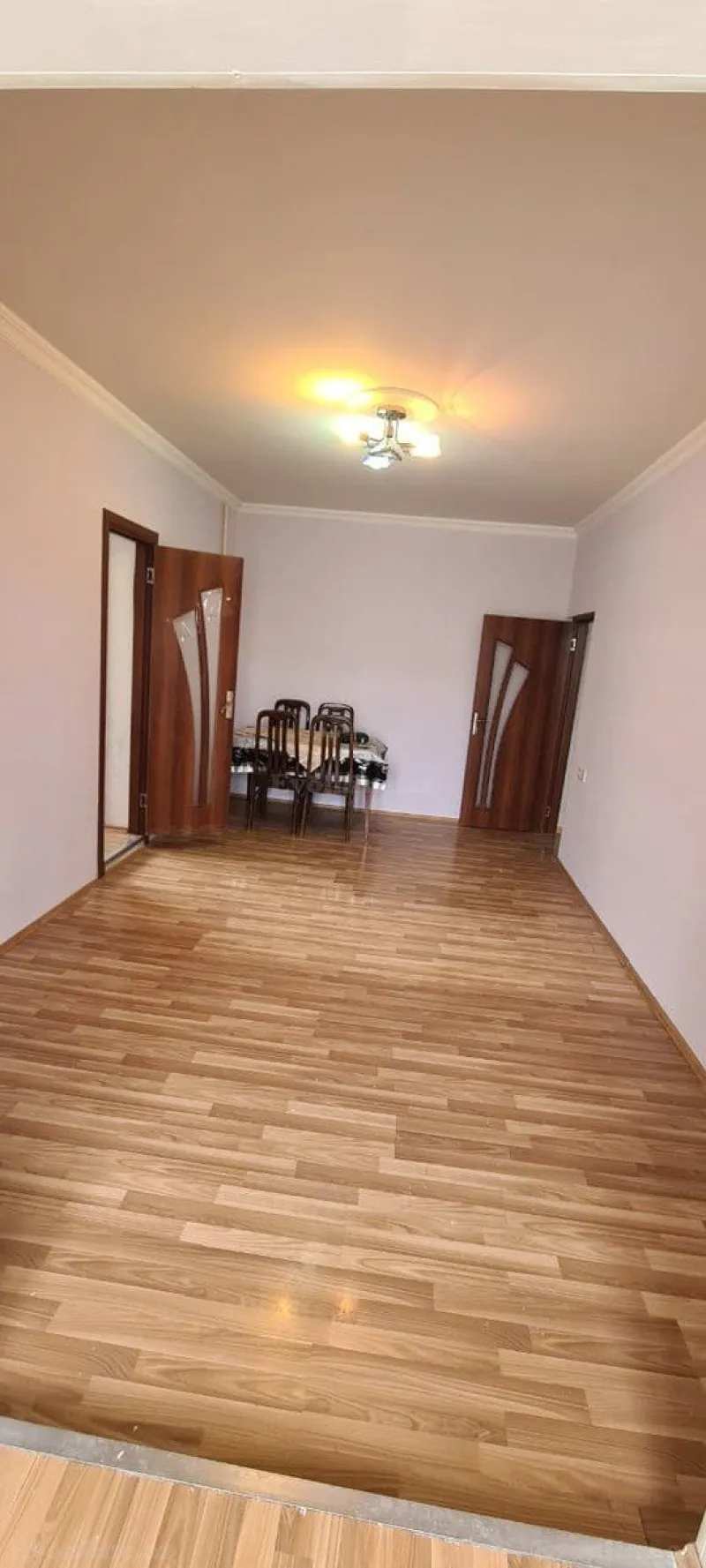 Kirayə verilir 3 otaqlı Mənzil Köhnə tikili 70 m² Gənclik m. - şəkil 2