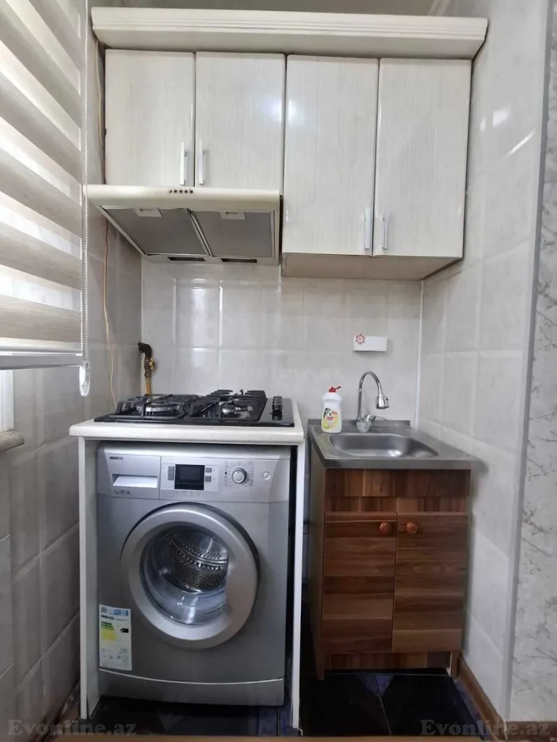 Satılır 2 otaqlı Mənzil Köhnə tikili 40 m² İnşaatçılar m. - şəkil 3