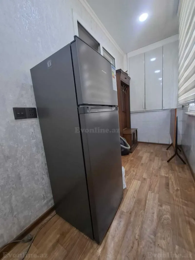 Satılır 2 otaqlı Mənzil Köhnə tikili 40 m² İnşaatçılar m. - şəkil 4