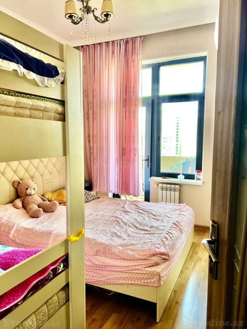 Satılır 2 otaqlı Mənzil Yeni tikili 70 m² 28 May m. - şəkil 4