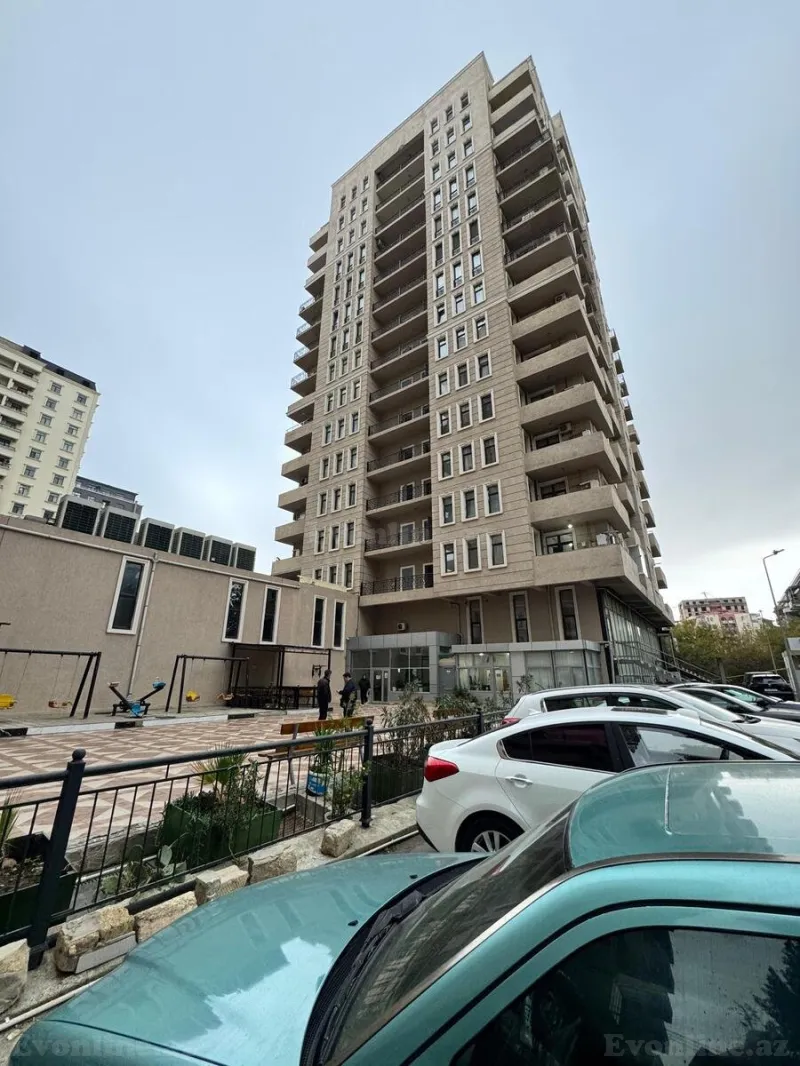Satılır 2 otaqlı Mənzil Yeni tikili 70 m² 28 May m. - şəkil 10