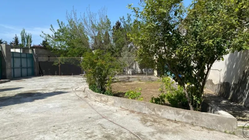 Satılır Torpaq 8 sot Xəzər r.